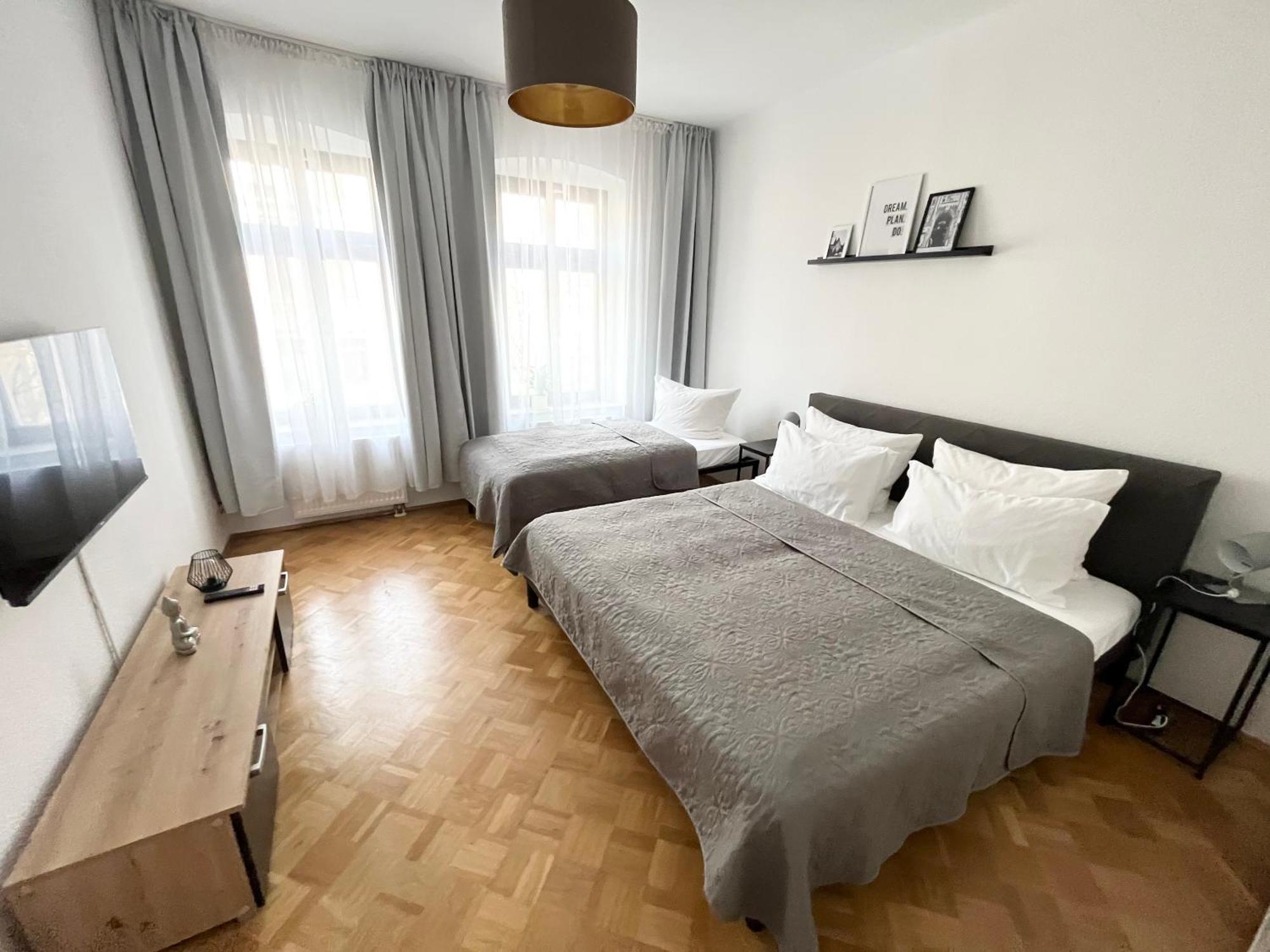 Moderne 3Zimmer Wohnung Mit Netflix Und Balkon Лейпциг Экстерьер фото